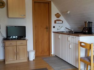 1828182-Ferienwohnung-2-Büsum-300x225-4