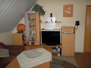 1655986-Ferienwohnung-4-Büsum-300x225-4