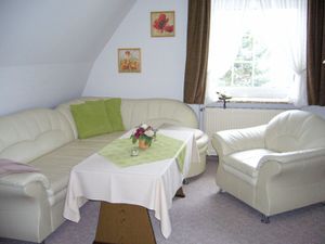 1656114-Ferienwohnung-3-Büsum-300x225-3