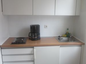 1656317-Ferienwohnung-4-Büsum-300x225-4