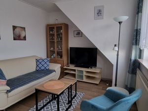 1656062-Ferienwohnung-2-Büsum-300x225-1