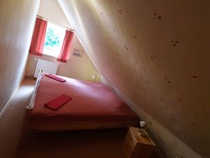 1656268-Ferienwohnung-4-Büsum-300x225-4