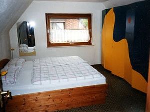 1656372-Ferienwohnung-5-Büsum-300x225-3