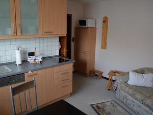 18391034-Ferienwohnung-4-Büsum-300x225-3