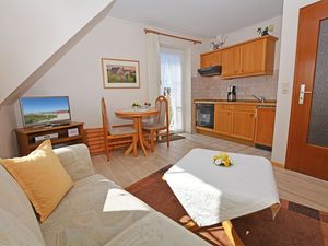 1655906-Ferienwohnung-2-Büsum-300x225-4