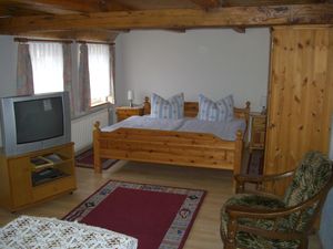 18284726-Ferienwohnung-4-Büsum-300x225-2