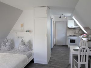 22119383-Ferienwohnung-3-Büsum-300x225-3