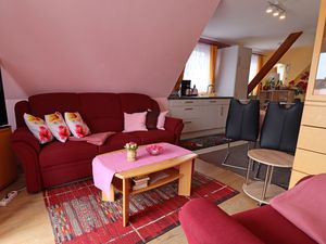 23290949-Ferienwohnung-4-Büsum-300x225-3