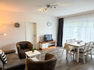 23993235-Ferienwohnung-4-Büsum-300x225-0