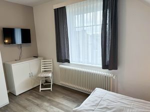 23993244-Ferienwohnung-3-Büsum-300x225-4