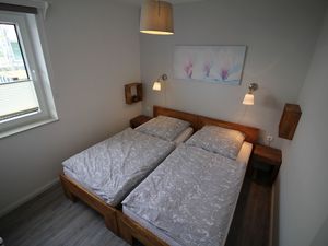 22098819-Ferienwohnung-4-Büsum-300x225-5