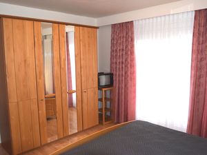 24022133-Ferienwohnung-4-Büsum-300x225-4