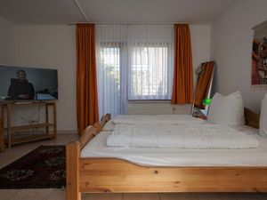 24022149-Ferienwohnung-3-Büsum-300x225-3