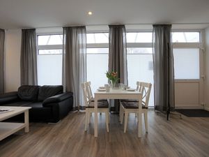 24022263-Ferienwohnung-4-Büsum-300x225-4