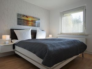 24022323-Ferienwohnung-4-Büsum-300x225-2