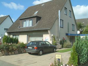 24006803-Ferienwohnung-4-Büsum-300x225-0