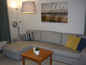 18139639-Ferienwohnung-4-Büsum-300x225-2