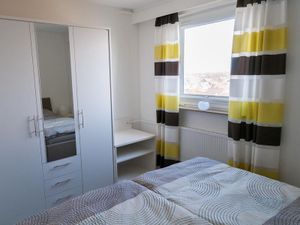 18306771-Ferienwohnung-2-Büsum-300x225-3