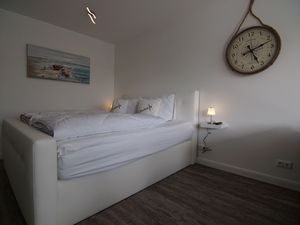 23607890-Ferienwohnung-2-Büsum-300x225-5