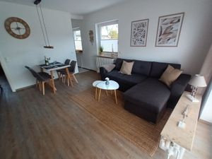 23646851-Ferienwohnung-2-Büsum-300x225-3