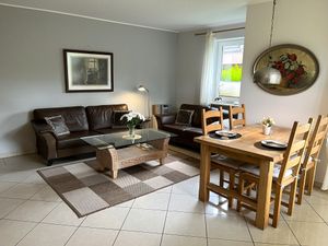 24029017-Ferienwohnung-2-Büsum-300x225-1