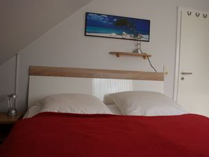 24029051-Ferienwohnung-4-Büsum-300x225-5