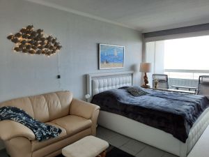 24029023-Ferienwohnung-2-Büsum-300x225-5