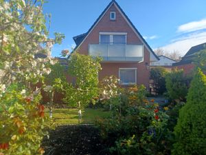 18565570-Ferienwohnung-2-Büsum-300x225-1