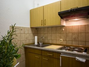 19278751-Ferienwohnung-3-Büsumer Deichhausen-300x225-4