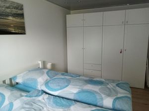 23639994-Ferienwohnung-4-Büsumer Deichhausen-300x225-3