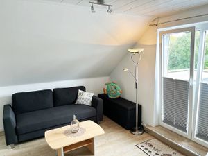 19025347-Ferienwohnung-4-Büsumer Deichhausen-300x225-3