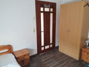 22496047-Ferienwohnung-4-Bützow-300x225-1