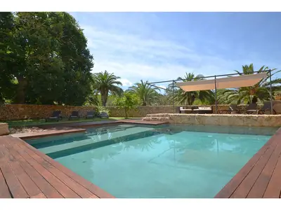 PoolOfHouse
