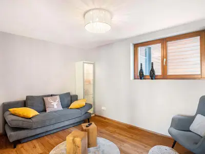 Photo, INSIDE, OUTSIDE