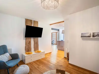 Photo, INSIDE, OUTSIDE