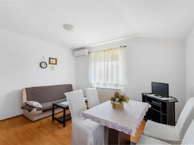 Ferienwohnung für 3 Personen (50 m²) in Buici 3/10