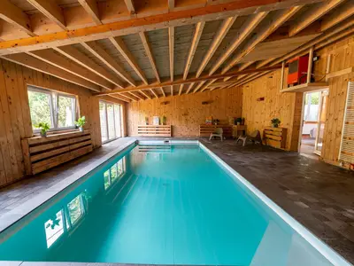 PoolOfHouse