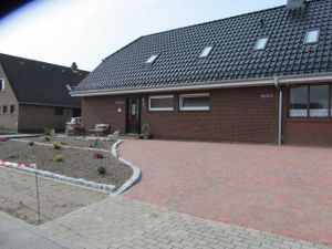 21632251-Ferienwohnung-3-Bunde-300x225-2