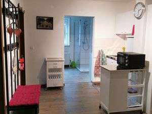 22658503-Ferienwohnung-4-Burgau (Günzburg)-300x225-5