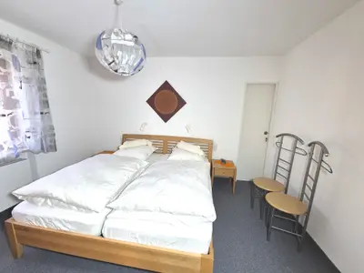 Schlafzimmer_15042025