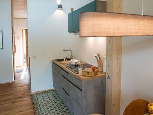 23922744-Ferienwohnung-2-Burgen (Mayen-Koblenz)-300x225-4