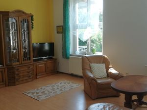 23691299-Ferienwohnung-4-Burghardtsdorf-300x225-1