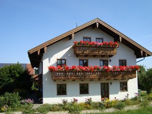 Ferienwohnung für 6 Personen (75 m²) in Burgkirchen an der Alz