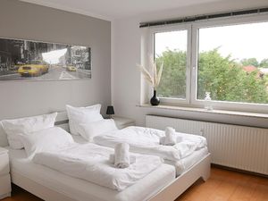 23698821-Ferienwohnung-6-Burgwedel-300x225-3