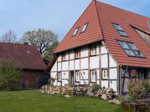 24007050-Ferienwohnung-4-Burgwedel-300x225-1