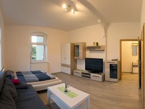 22686127-Ferienwohnung-2-Burkhardtsdorf-300x225-1