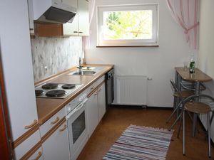 22421387-Ferienwohnung-5-Burladingen-300x225-1