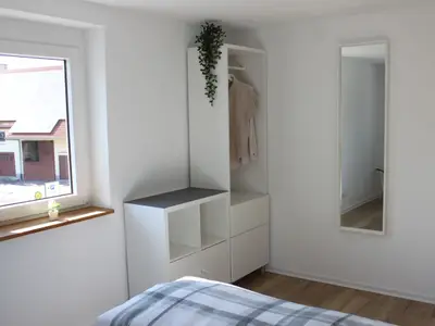 Landgasthof Lamm - Schlafzimmer mit Kleiderschrank