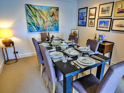 DiningRoom