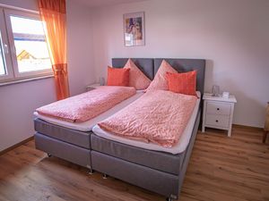 23317886-Ferienwohnung-6-Burtenbach-300x225-4